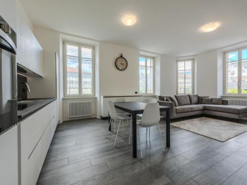 Apartment Leoni by Interhome