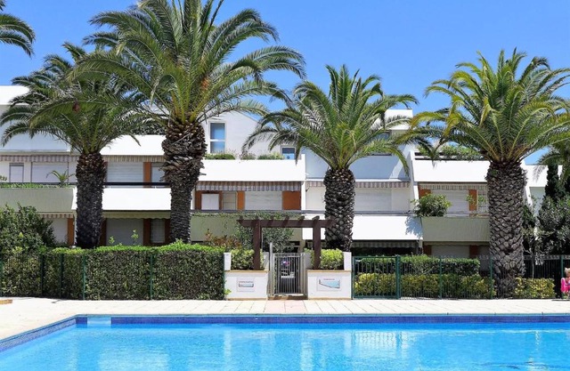 Apartment Les Cyprianes-7 by Interhome