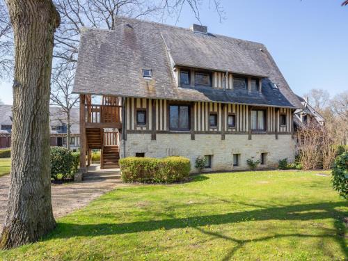 Apartment Les Hauts de Deauville-1 by Interhome