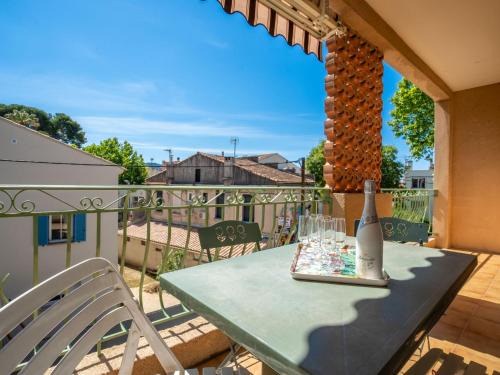 Apartment Les Mimosas by Interhome