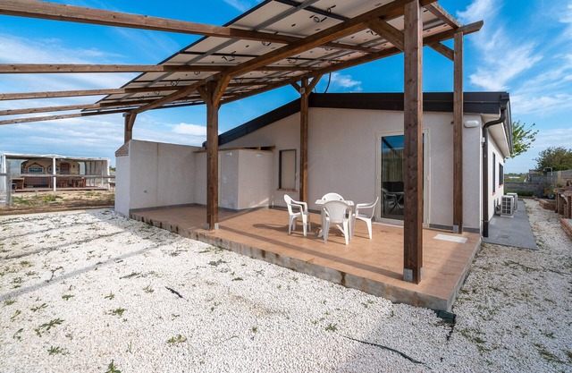 Apartamento 'Limone' con terraza privada, Wi-Fi y aire acondicionado