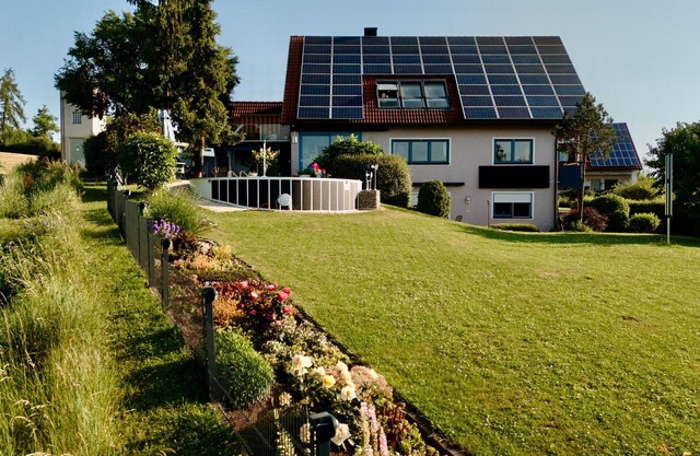 Apartment 'Lisse' with private terrace, private garden and Wi-Fi
