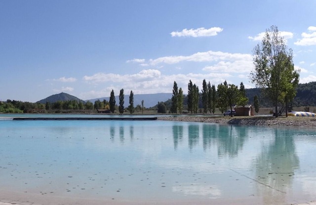 Apartment located between lake and mountains north of Sisteron
