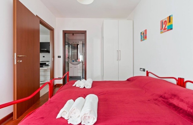 Apartamento situado en el barrio Rubattino de Milán, cerca de la Esselunga di Rubattino.