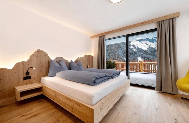 Apartamento 'Lodge 2' con vistas a la montaña, terraza privada y Wi-Fi