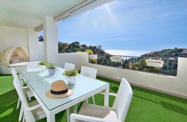 Apartment Los Lirios I-4 by Interhome
