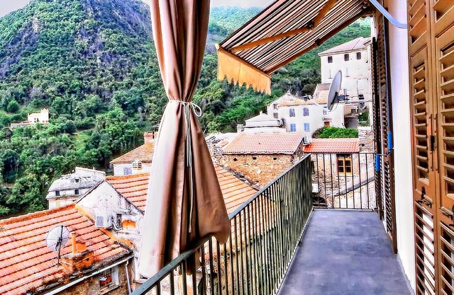 Apartamento Luciana en Cervione con balcón o terraza