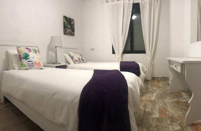 Apartamento 'Luján 5e y 7g Entre Senderos' con vistas al mar, balcón y Wi-Fi