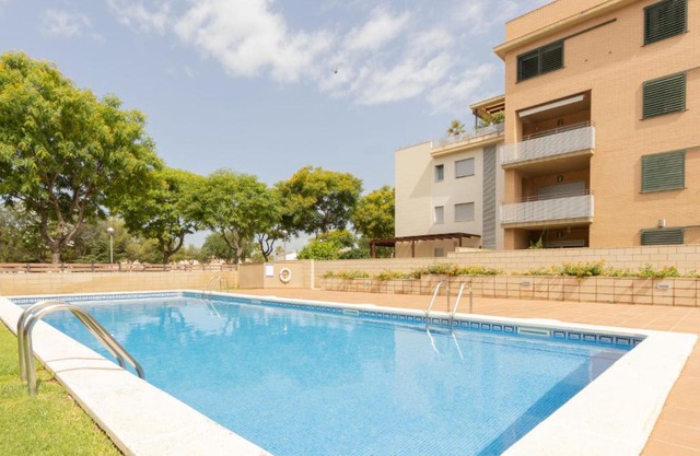 Apartment Luxor by Interhome