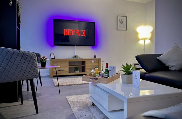 Apartamento 'Luxury Stadtpark Bendorf' con Wi-Fi