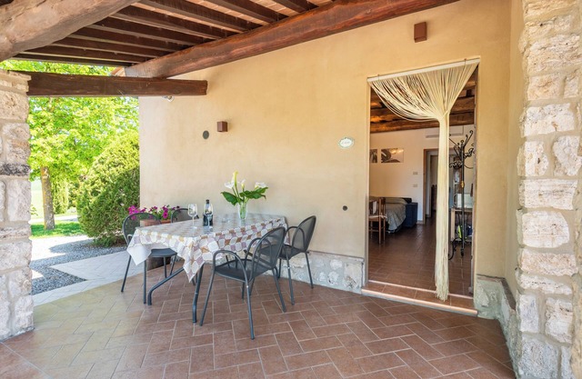 Apartamento 'Mostella' con piscina compartida, Wi-Fi y aire acondicionado