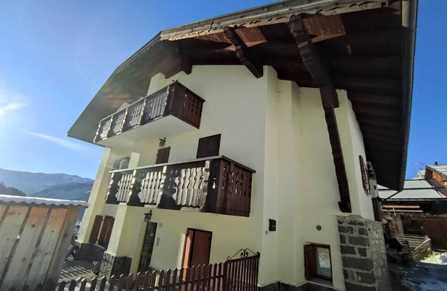 Apartamento 'Maema' con vistas a la montaña y balcón