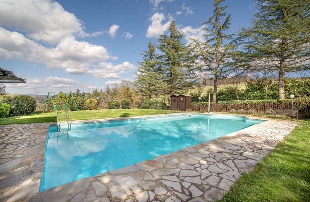 Apartamento 'Magnolia Antico Casale '700' con piscina compartida y Wi-Fi