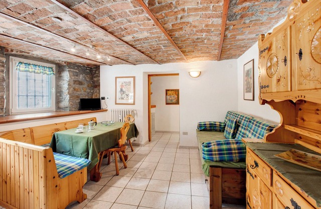 Apartamento 'Maison Jaccod piano Terra' con vistas a la montaña y Wi-Fi