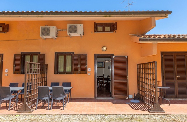 Apartamento 'Malva' con piscina compartida, Wi-Fi y aire acondicionado