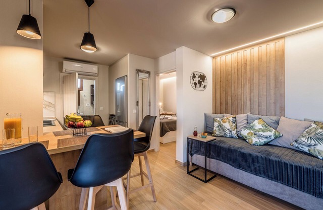 Apartment 'Maria's Roof Garden' with Shared Terrace, Wi-Fi and Air Conditioning