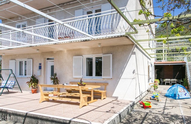 Apartment Marko - Apartamento de 3 dormitorios con terraza y vistas al mar