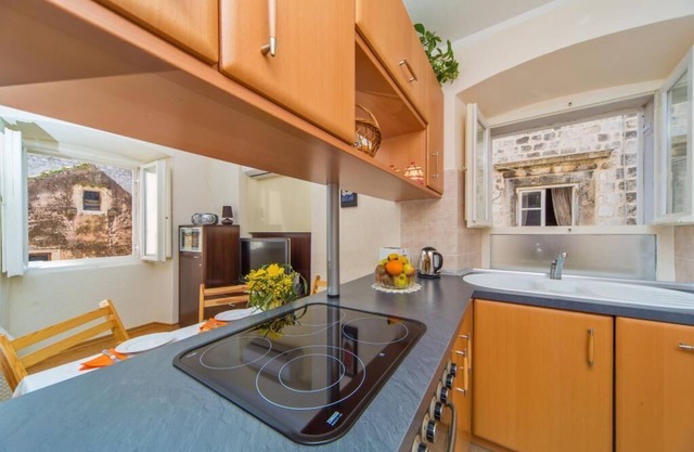 Apartment Maru