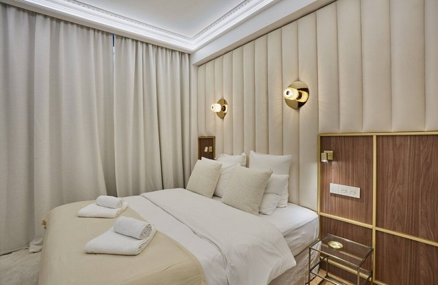 Apartment Matignon St Honore by Studio Prestige