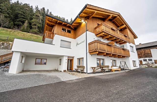 Apartamento "Maurerhof Abendrot" con vistas a la montaña, terraza privada y Wi-Fi