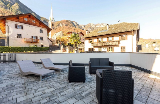 Apartamento 'Mendelbahn' con vistas a la montaña, terraza privada y Wi-Fi