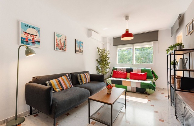 Apartamento 'Miramar' con terraza privada, Wi-Fi y aire acondicionado