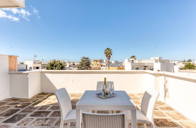 Apartamento 'Mirea' con terraza privada, Wi-Fi y aire acondicionado