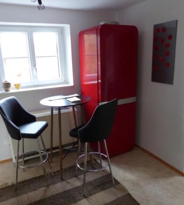 Apartment mit Terrasse am Bach