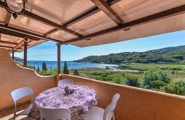 Apartamento 'Mono4Posti Vista Mare Il Portolano' con vistas al mar, Wi-Fi y aire acondicionado
