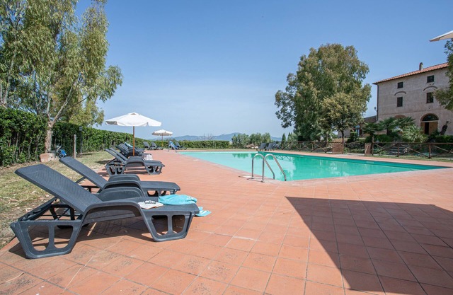 Apartamento "Montecristo" con vistas al mar, Wi-Fi, piscina y aire acondicionado