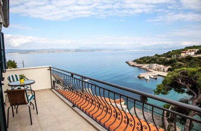 Apartment More (103611-A1) - Donja Krušica