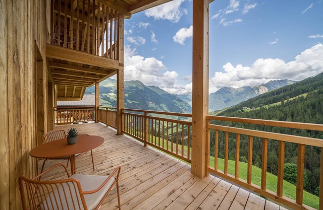 Apartamento 'Mucher Josef' con vistas a la montaña, jardín compartido y Wi-Fi