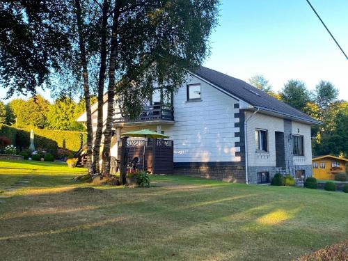 Apartment near forest in Nidrum
