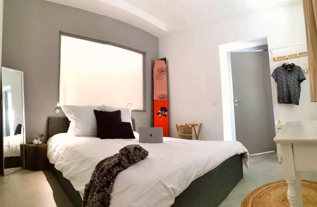 Apartment near Monaco, modern, sunny, sea view, 35m², separate entrance.