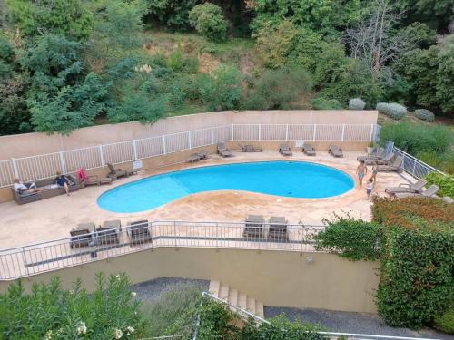 Apartment near St Tropez with pool