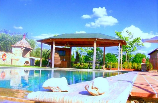 Apartamento cerca de Siena rodeado de naturaleza con piscina