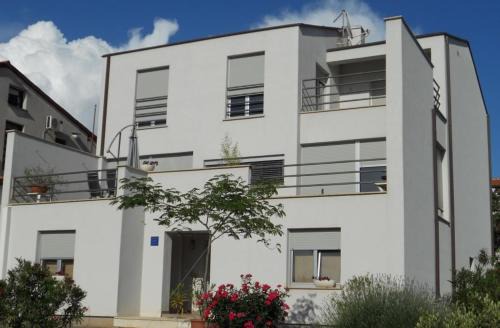 Apartment near the beach