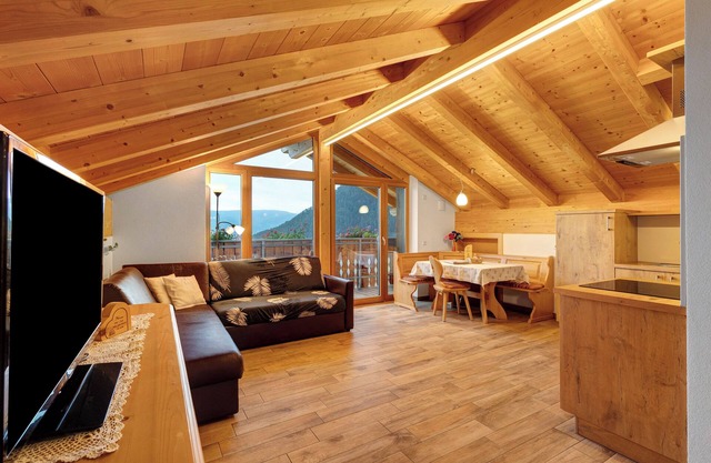 Apartamento "Oberhof Panorama" con vistas a la montaña, balcón y Wi-Fi