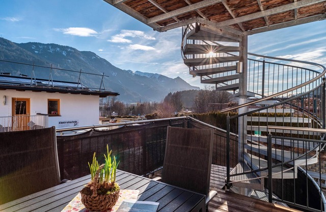 Apartamento 'Oberladstätter' con vistas a la montaña, terraza privada y Wi-Fi