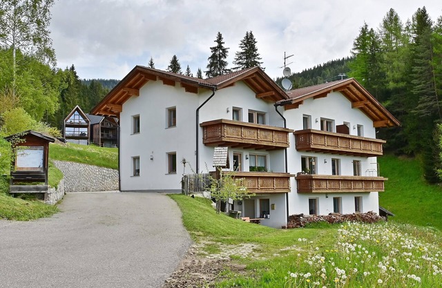 Apartamento 'Obermüllerhof 2' con vistas a la montaña, jardín compartido y Wi-Fi