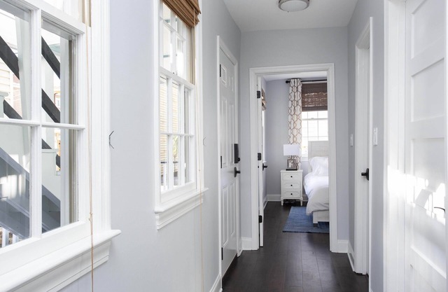 Apartment off St. Philip Walk Everywhere