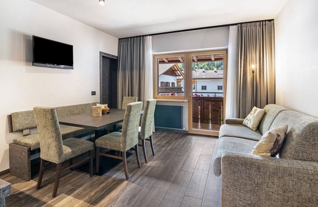 Apartamento 'Omis Pennhaus' con vistas a los Alpes, terraza compartida y Wi-Fi