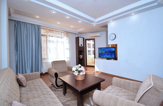 Apartment on Aram street