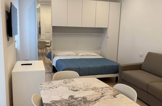 Apartment on Corso Sempione - POS R1-38