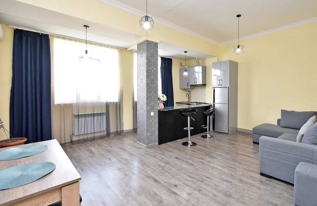Apartment on Komitas Avenue