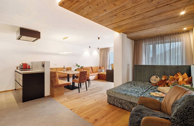 Apartamento 'Paradeis Apartments A17' con vistas a la montaña, balcón y Wi-Fi