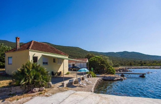 Apartment Pascal - One Bedroom Apartment with Terrace and Sea View