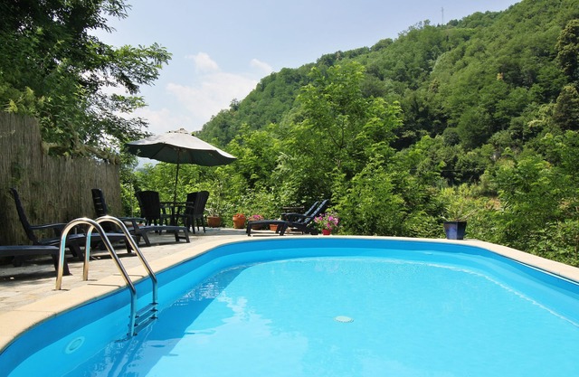 Poesía Apartamento Piscina en Bagni di Lucca