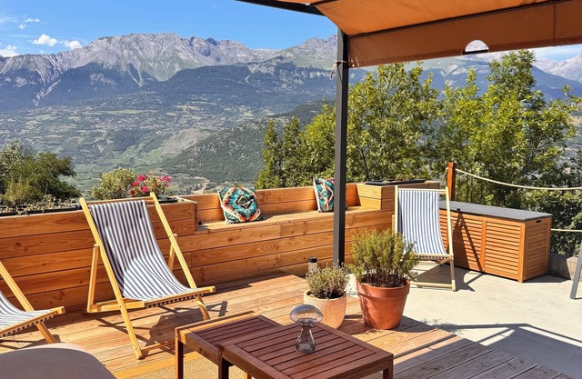 Apartment Poppy - Daillet - under 5’s stay free Chill hike bike ski you choose!