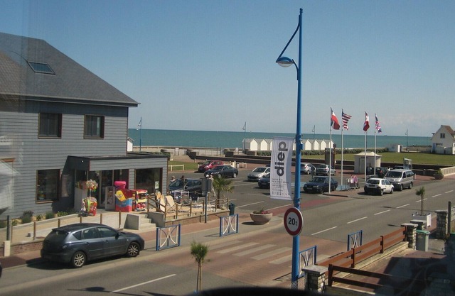 APARTAMENTO POURVILLE sur mer reformado a 50 metros de la playa